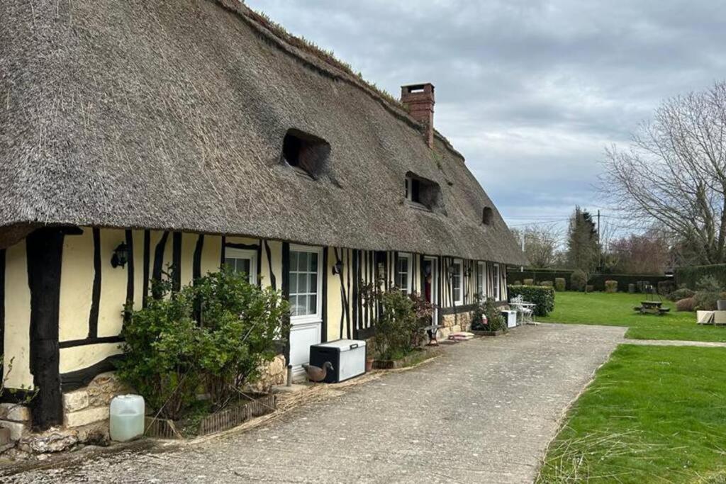 Chaumiere De Charme Cosy Villa Saint-Éloi-de-Fourques Exterior foto